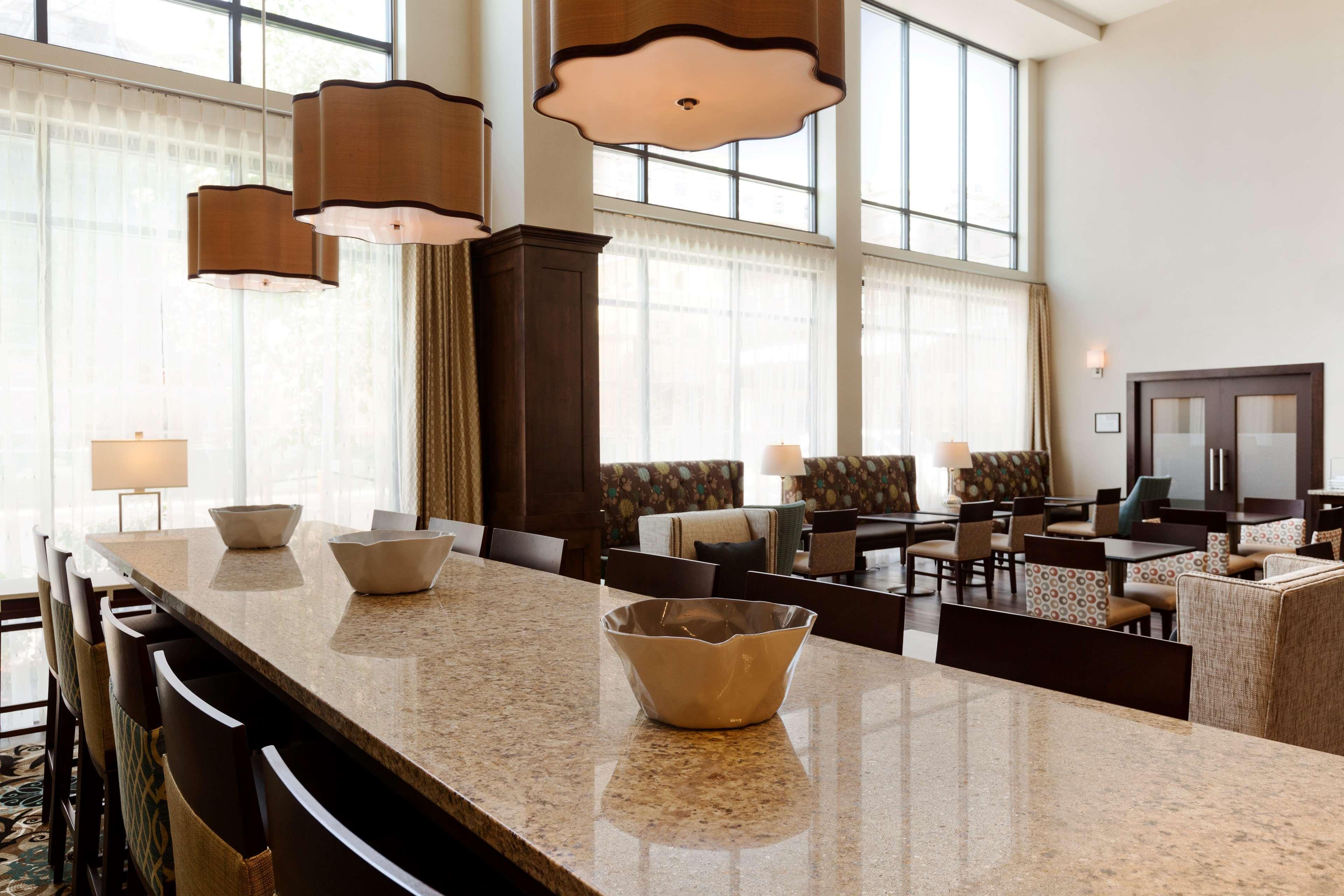 Hampton Inn & Suites Portland/Hillsboro-Evergreen Park Экстерьер фото