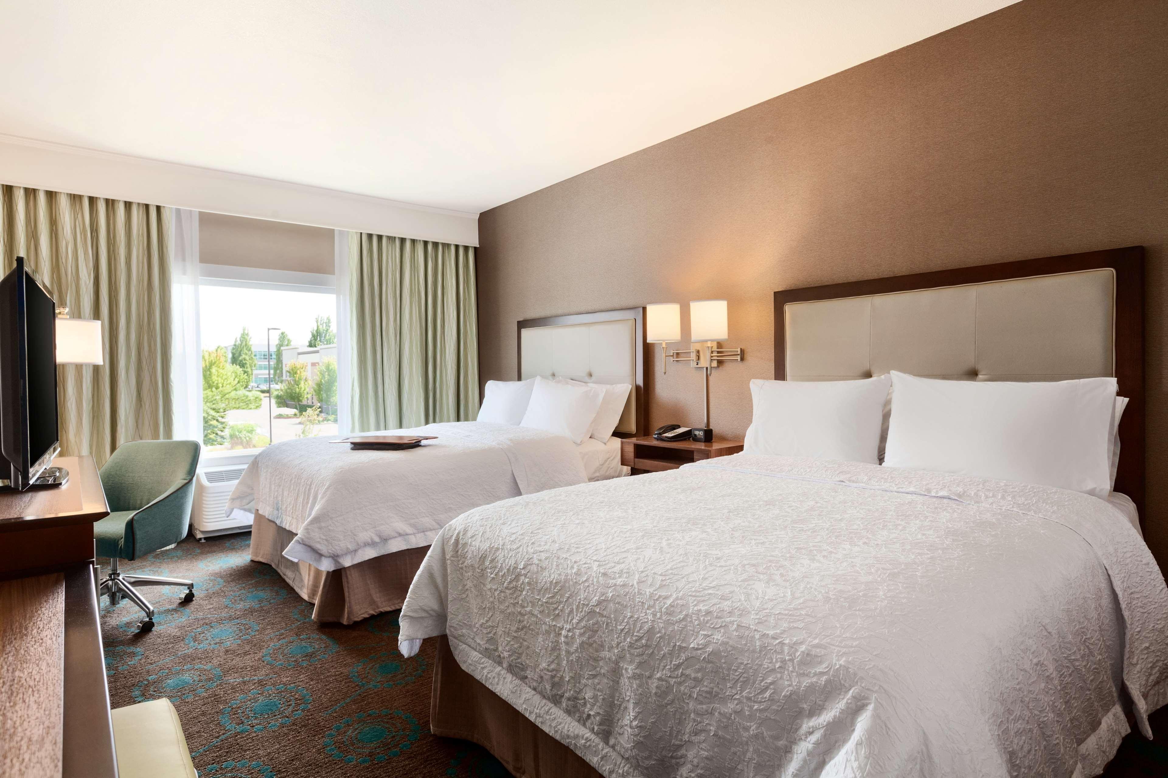 Hampton Inn & Suites Portland/Hillsboro-Evergreen Park Экстерьер фото