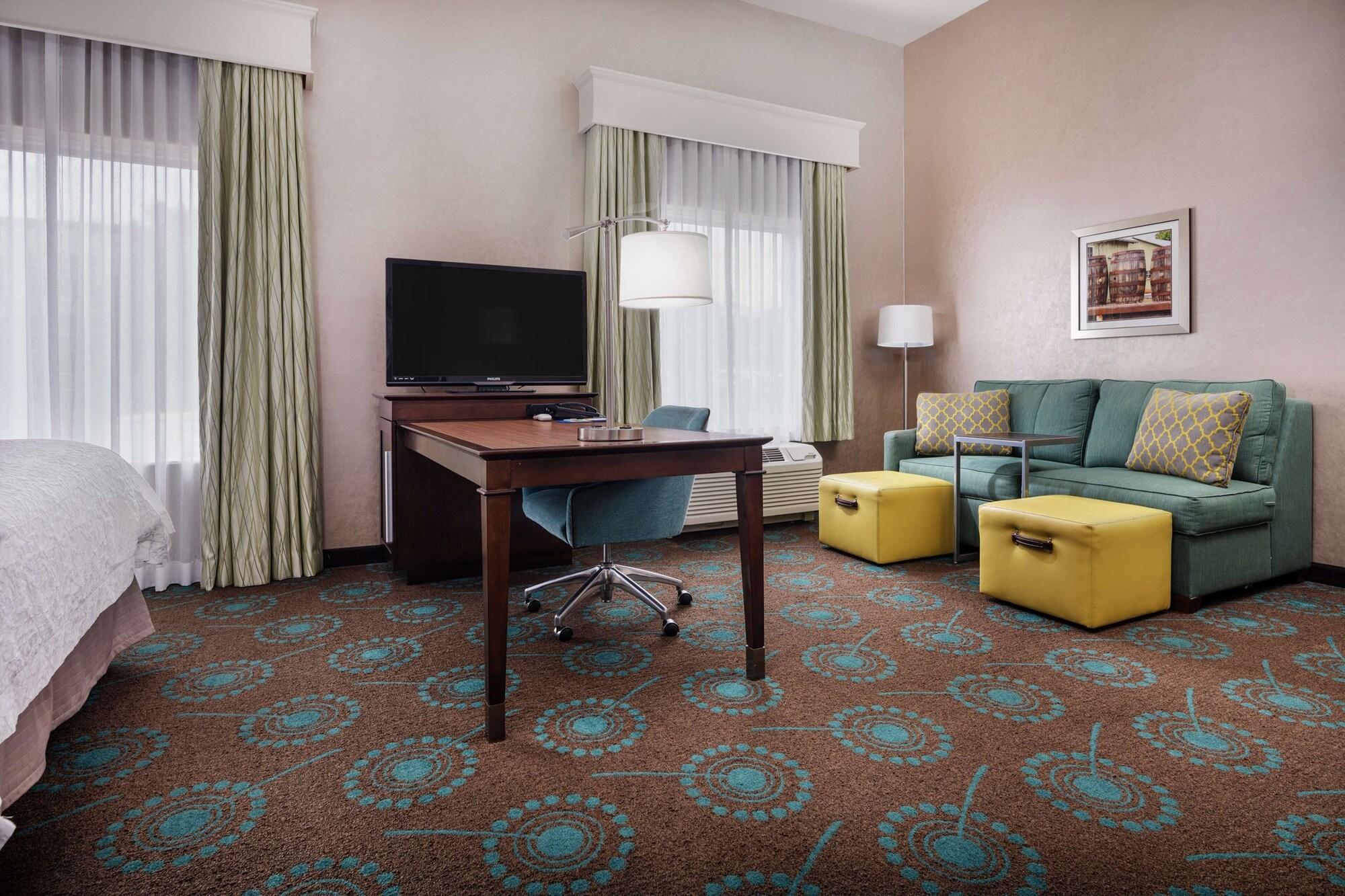 Hampton Inn & Suites Portland/Hillsboro-Evergreen Park Экстерьер фото