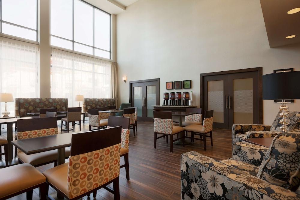 Hampton Inn & Suites Portland/Hillsboro-Evergreen Park Экстерьер фото