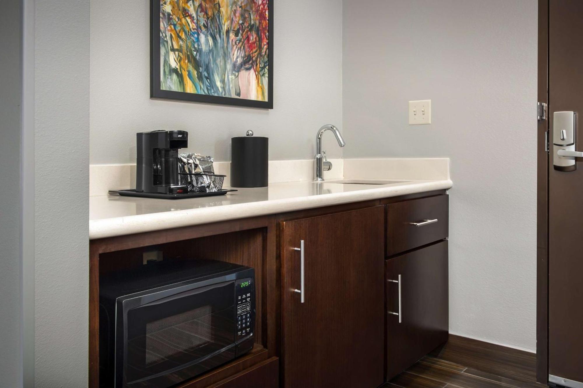 Hampton Inn & Suites Portland/Hillsboro-Evergreen Park Экстерьер фото