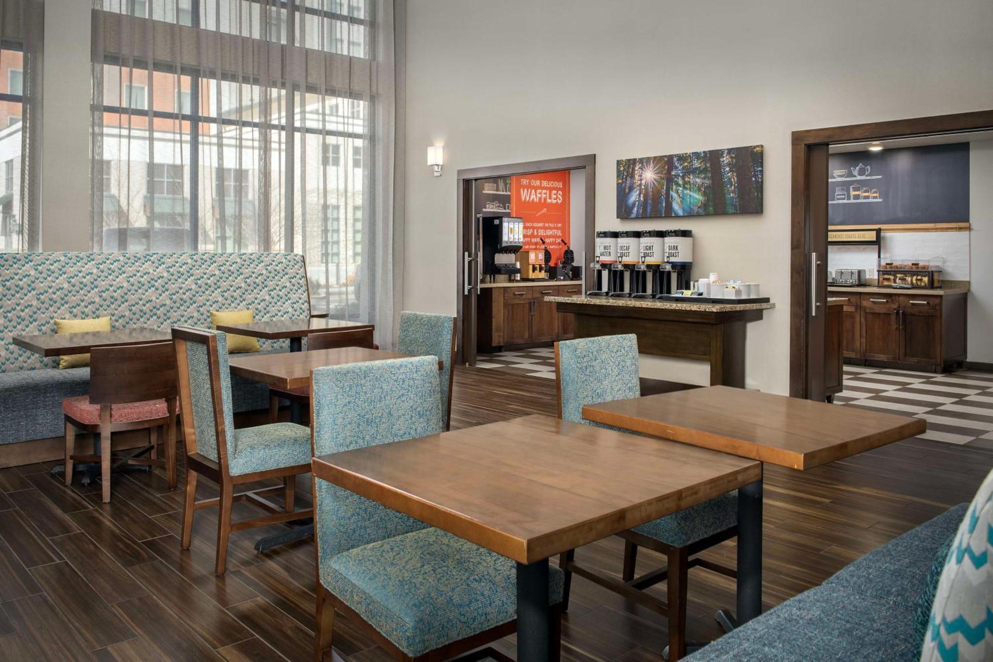Hampton Inn & Suites Portland/Hillsboro-Evergreen Park Экстерьер фото