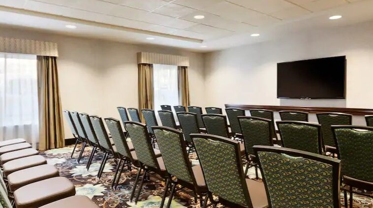 Hampton Inn & Suites Portland/Hillsboro-Evergreen Park Экстерьер фото